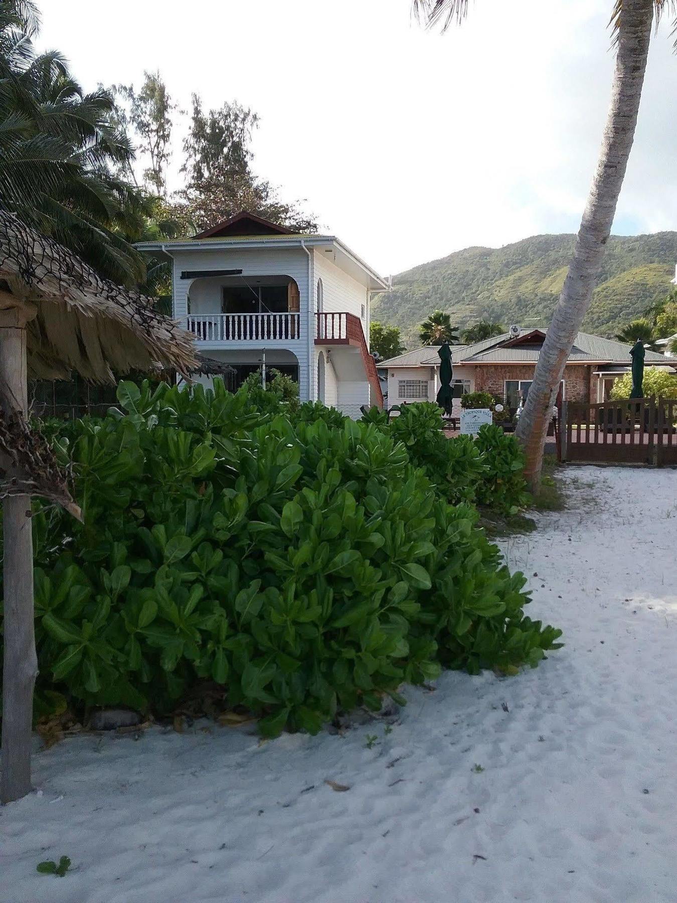 Le Tropique Villa Grand Anse  Exterior photo